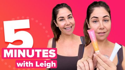 5 Minutes With Leigh | Dry Body Brushing & Subtle Liner