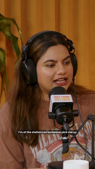 The perils of the family group chat | Mamamia Out Loud